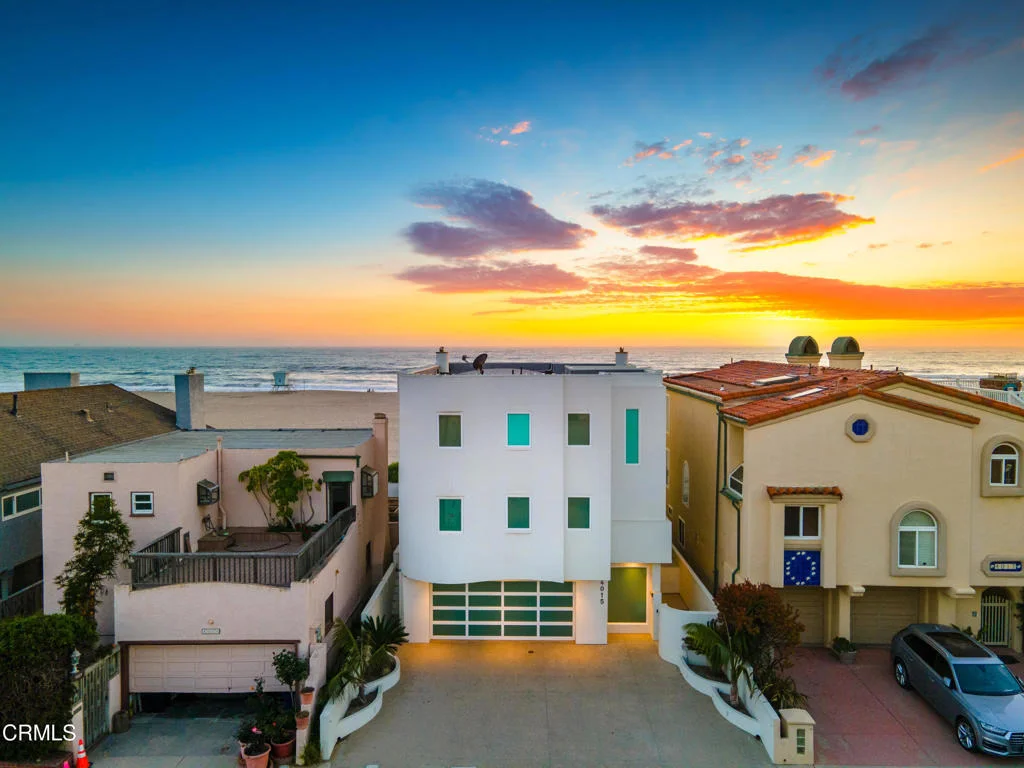Photo of 4015 Ocean Drive