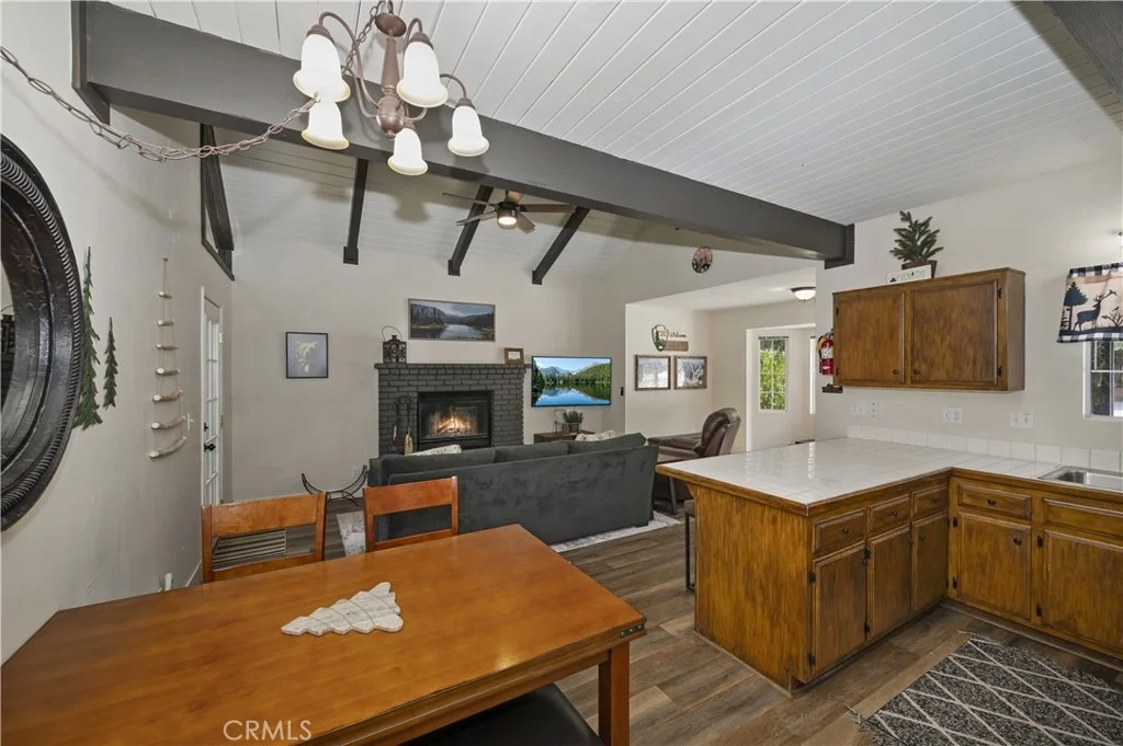 Photo of 42824 Cedar Avenue