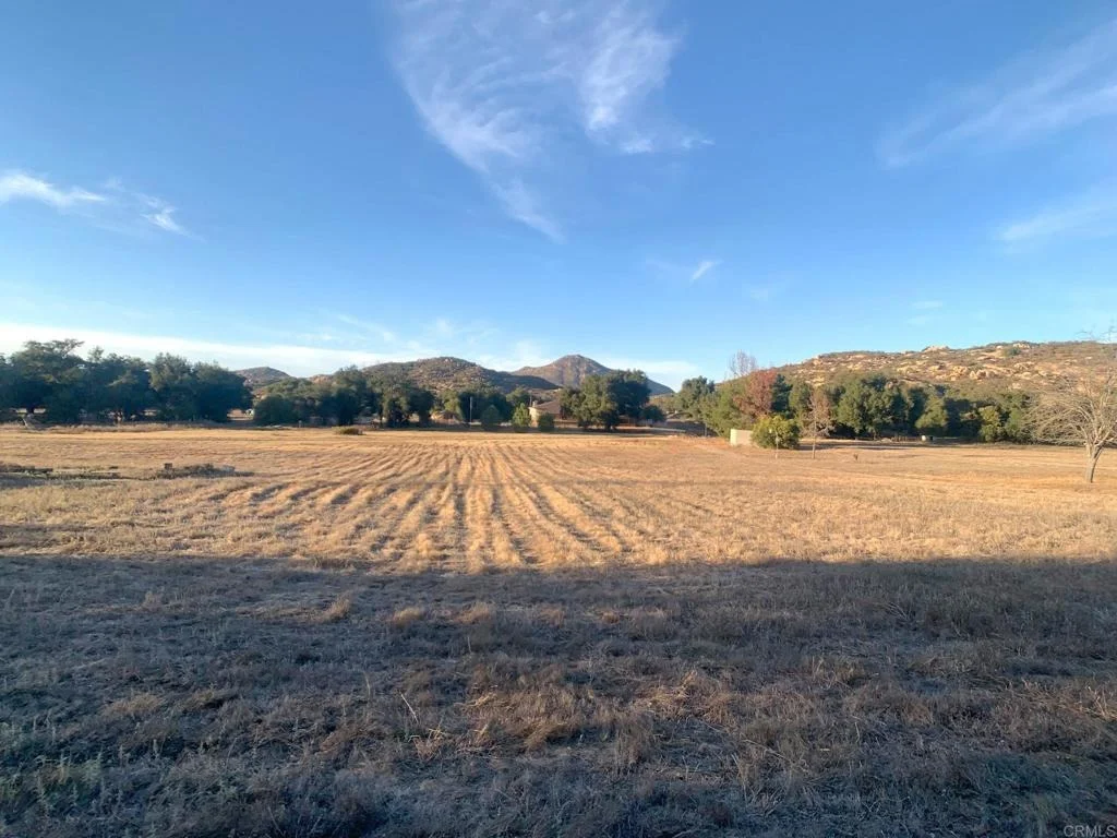 Photo of 24352 Featherstone Canyon Rd