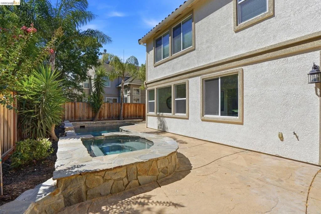 Photo of 308 Foothill Dr
