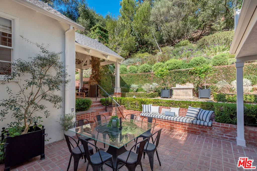Photo of 9305 Hazen Drive