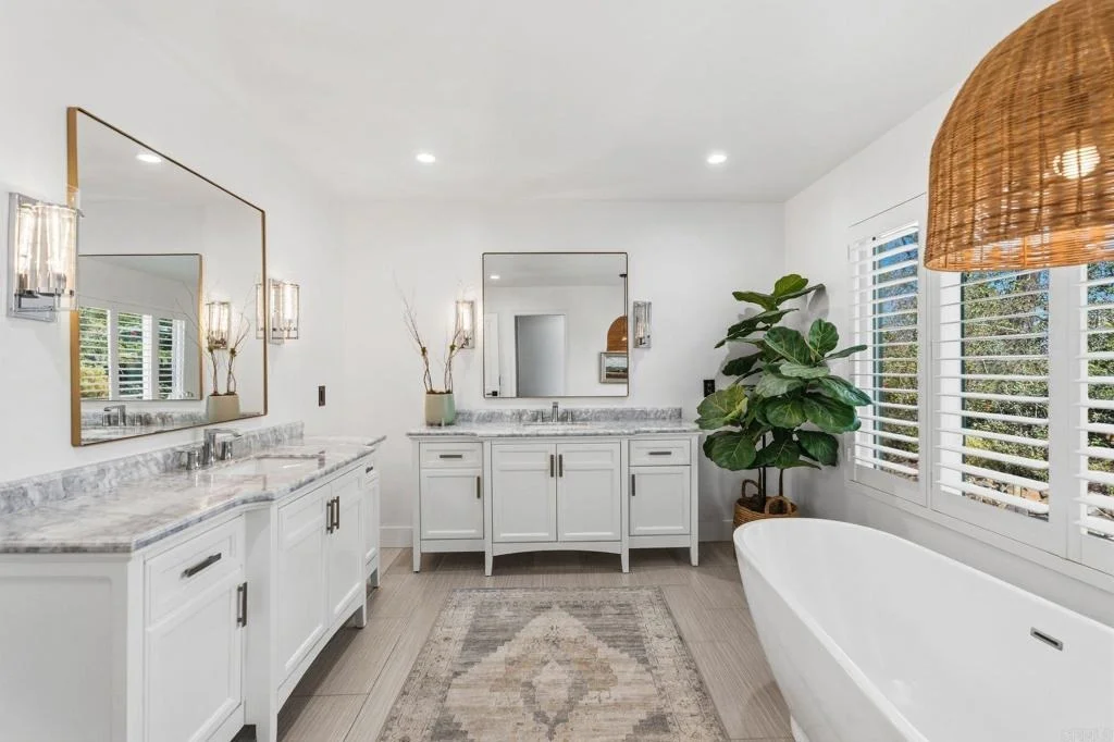 Photo of 765 Val Sereno Drive