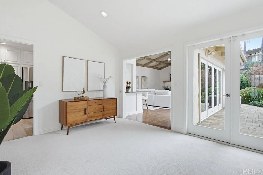 Photo of 825 Santa Hidalga