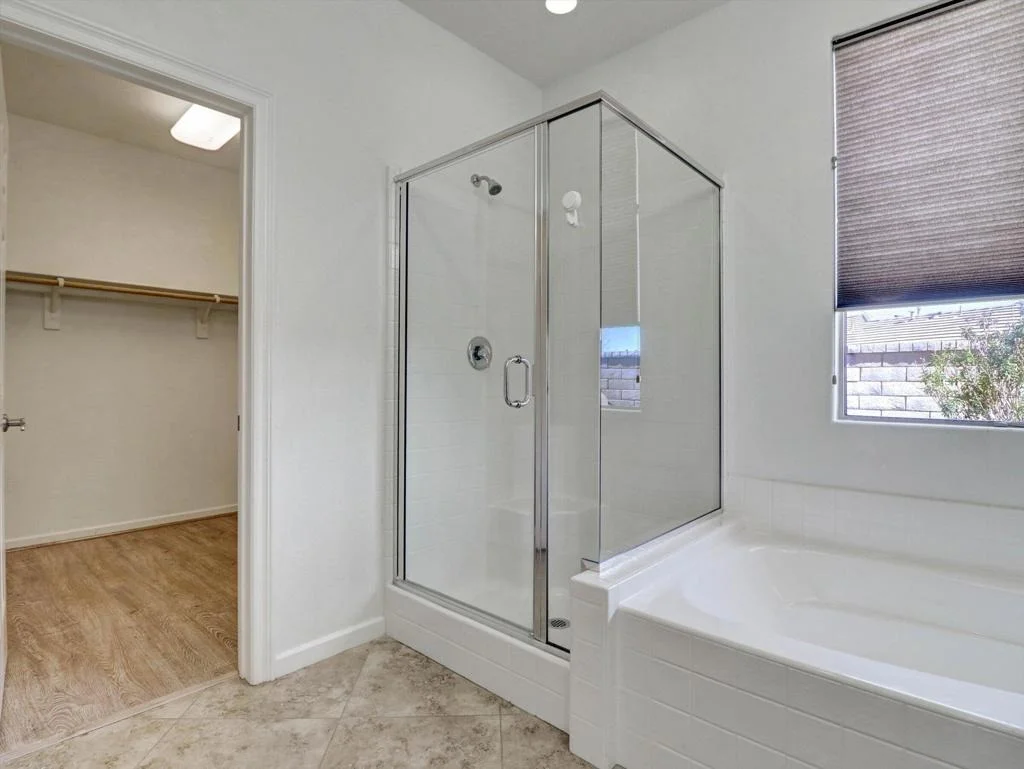 Photo of 73754 Kandinsky Way