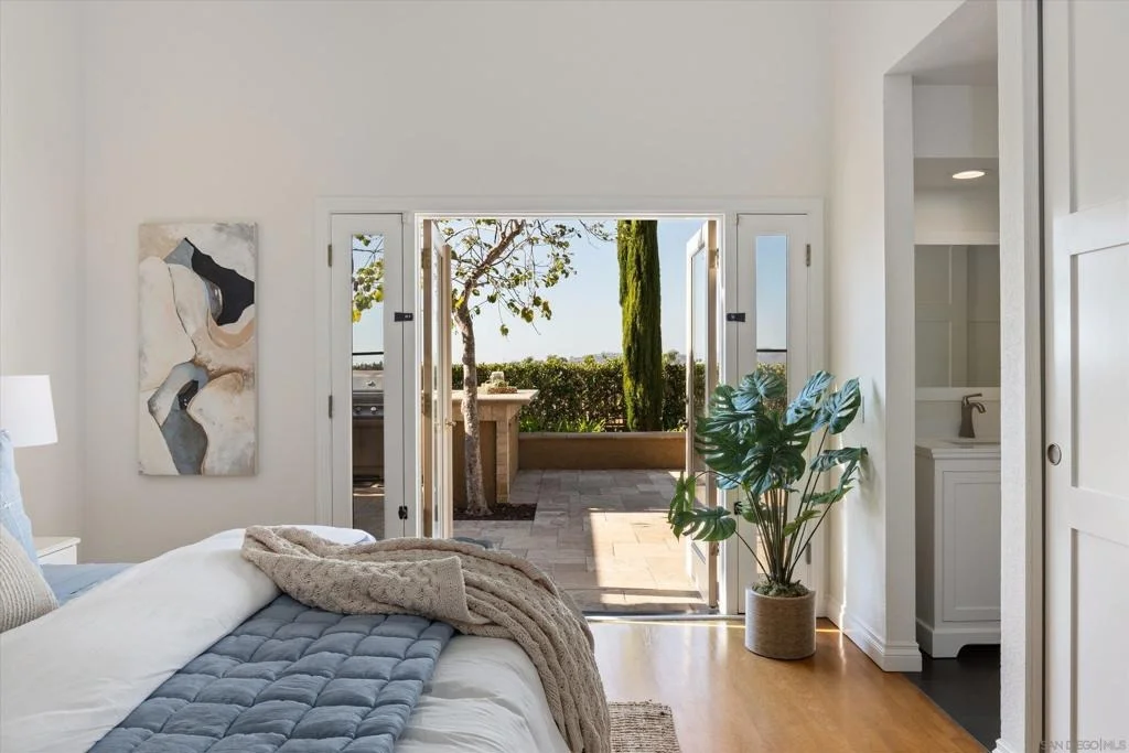 Photo of 1854 Avenida Mimosa