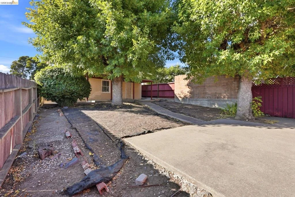 Photo of 3000 Morcom Ave
