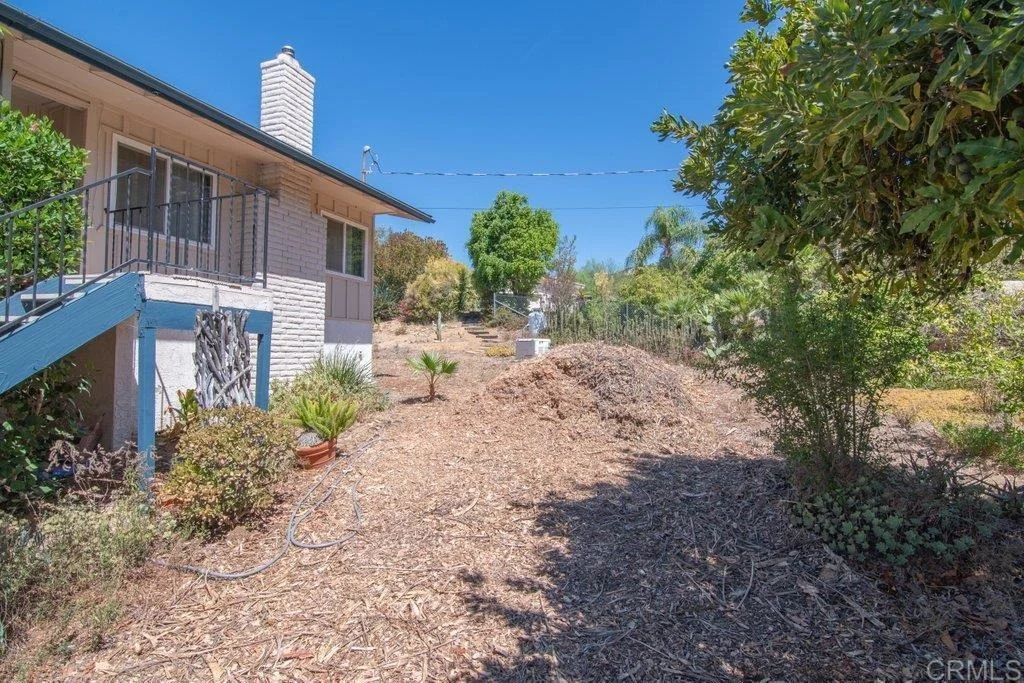 Photo of 5741 Rainbow Heights Road