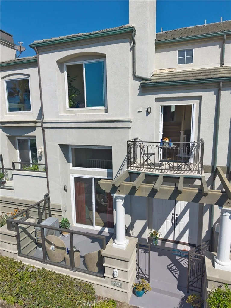Photo of 19261 SURFVIEW Drive