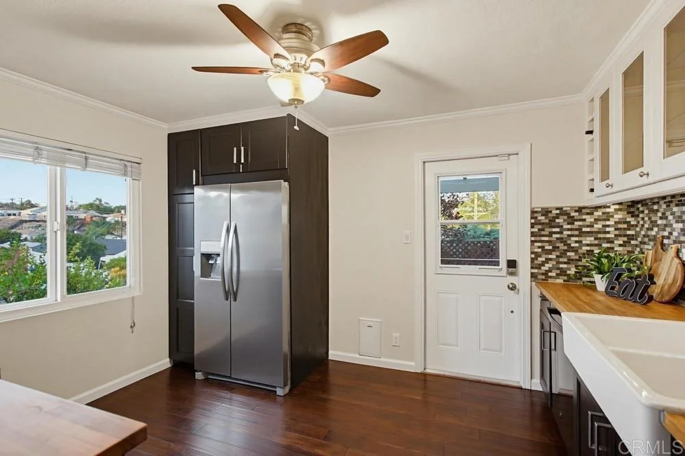 Photo of 9279 Manor Drive