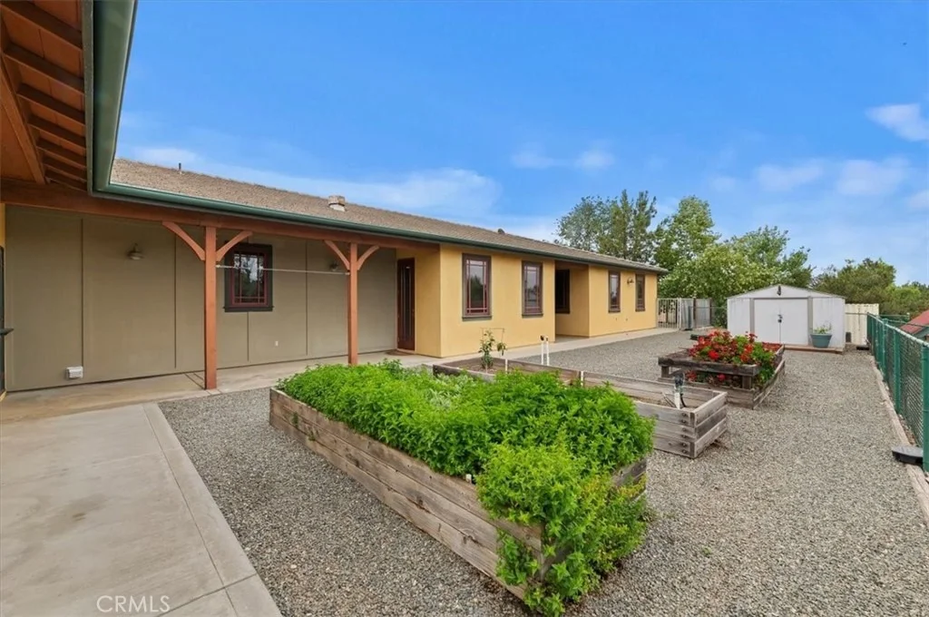 Photo of 16420 Rocky Glen Road