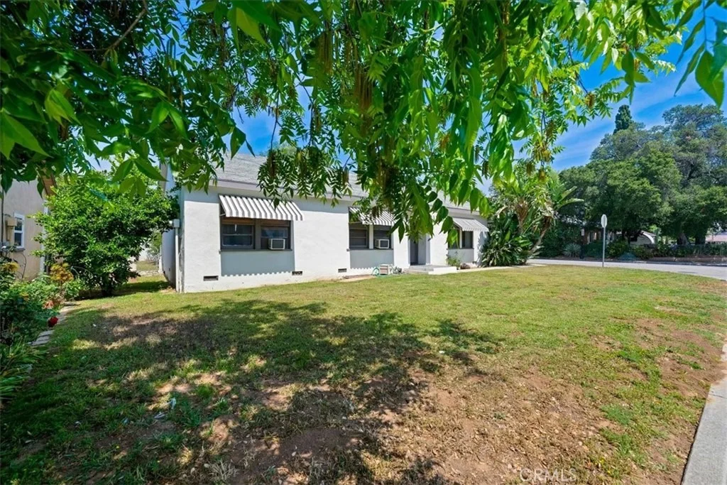 Photo of 5305 Palm