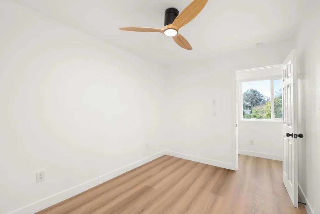 Photo of 552 Felicita Avenue