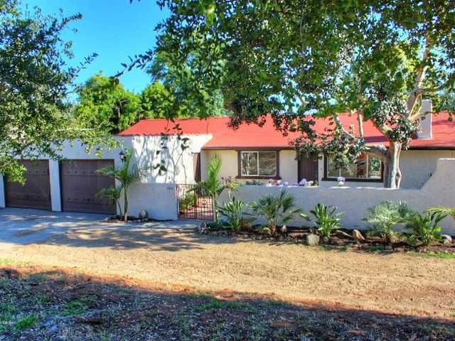 Photo of 1040 Beverly Drive