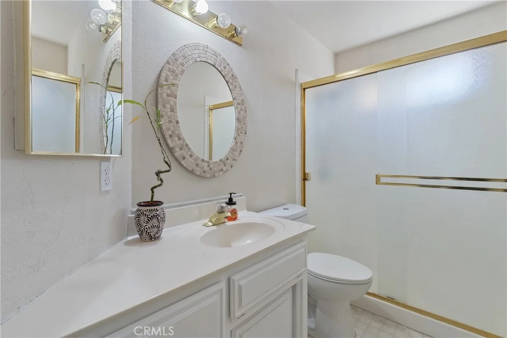Photo of 1137 Redwood Court