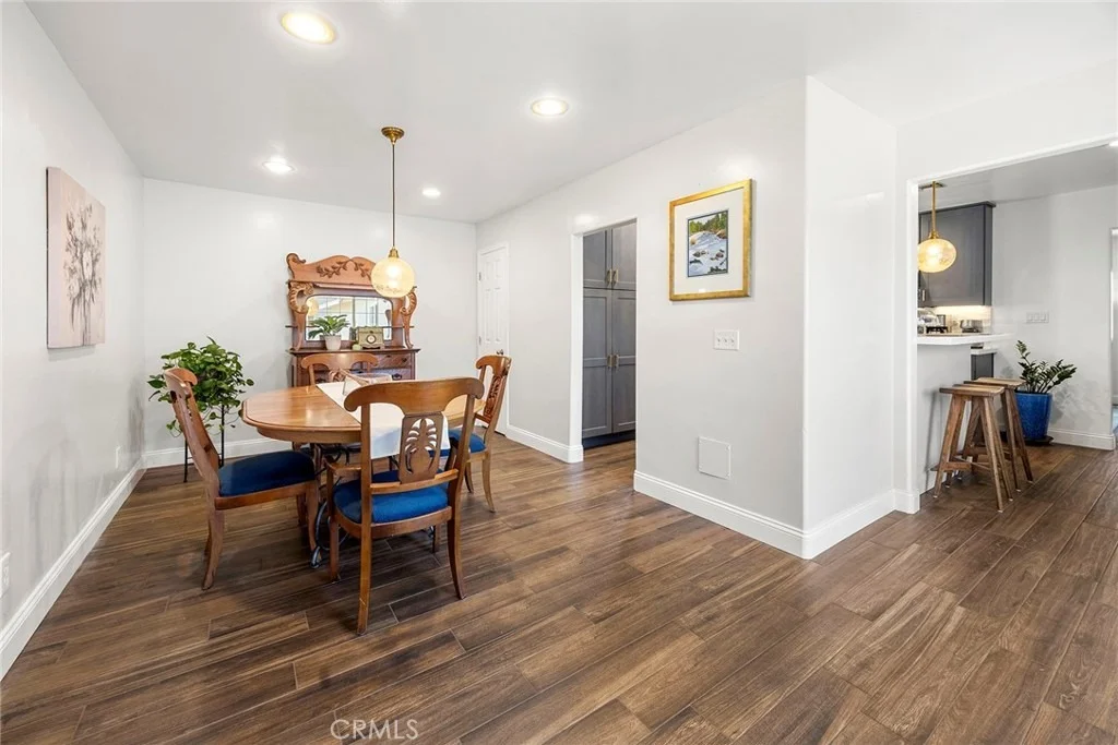 Photo of 774 N Victoria Drive