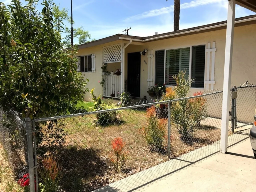 Photo of 1341 Broadway Pl