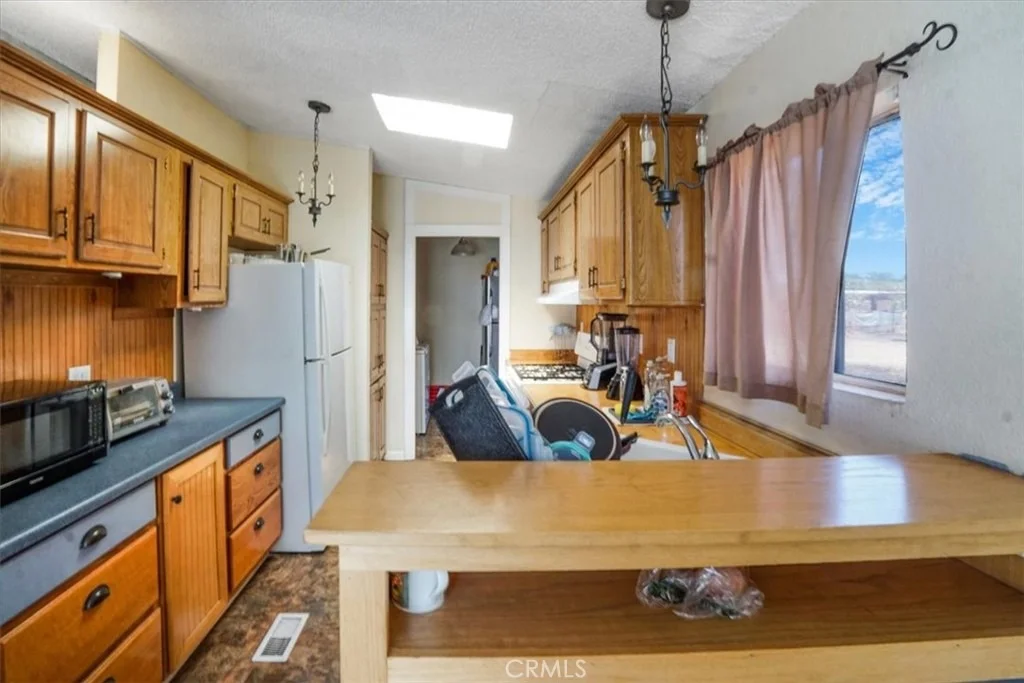 Photo of 17386 Sage Avenue