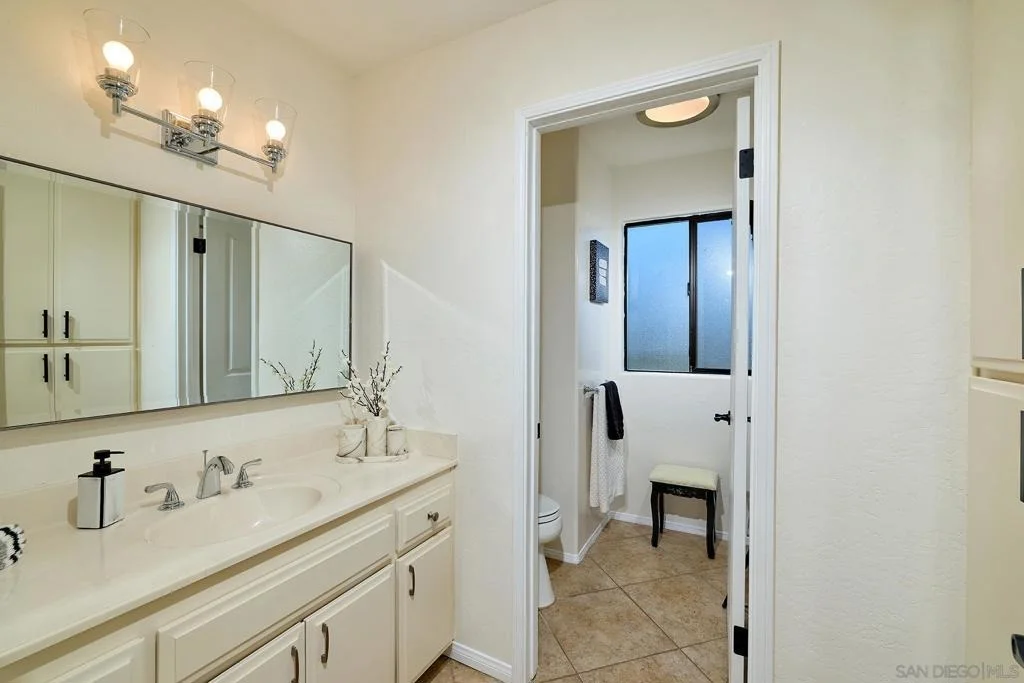 Photo of 13588 Mcnally