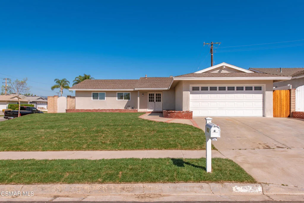 Photo of 952 Moffatt Circle
