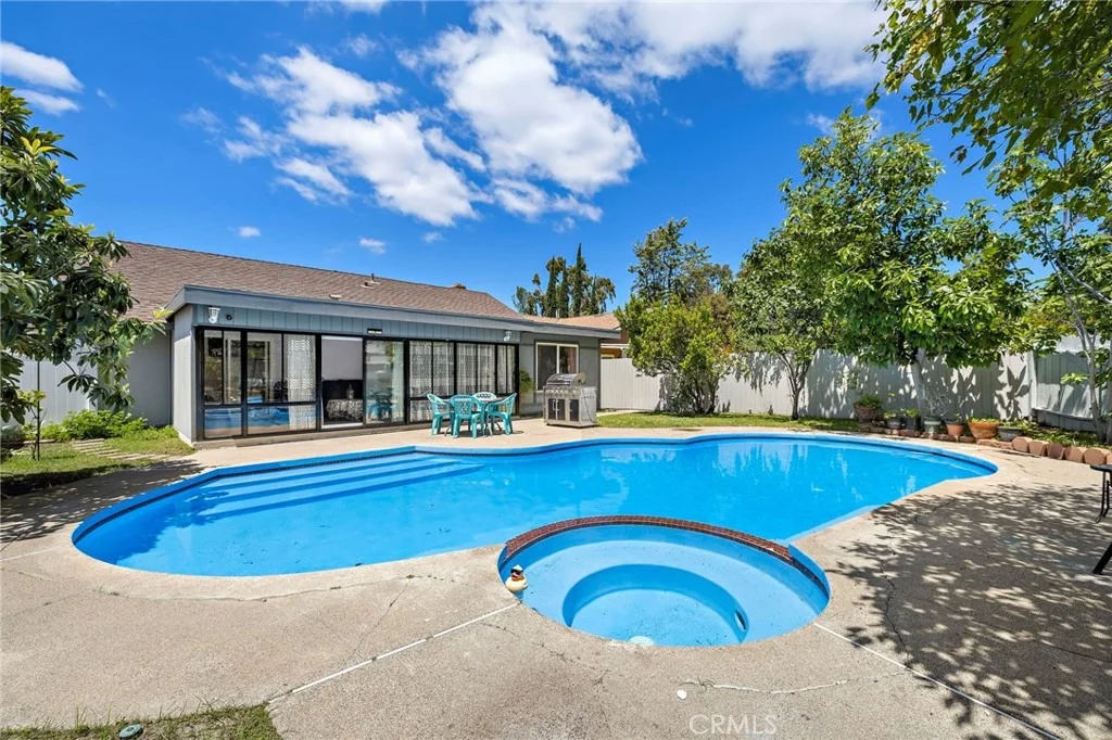 Photo of 23512 Lipari