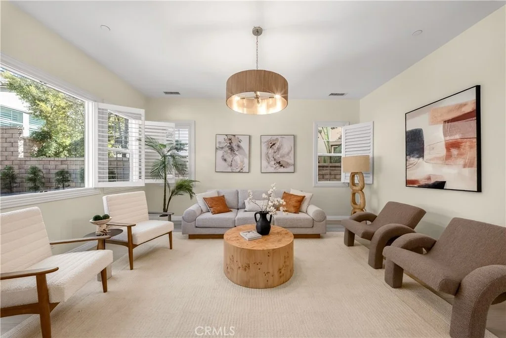 Photo of 22 Lark
