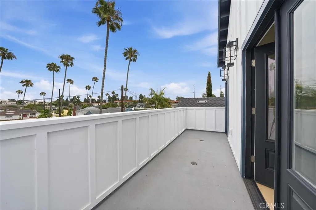 Photo of 2126 Havemeyer Lane