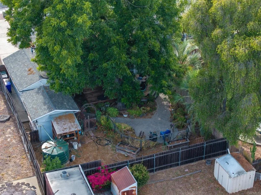 Photo of 4855 Pine Street