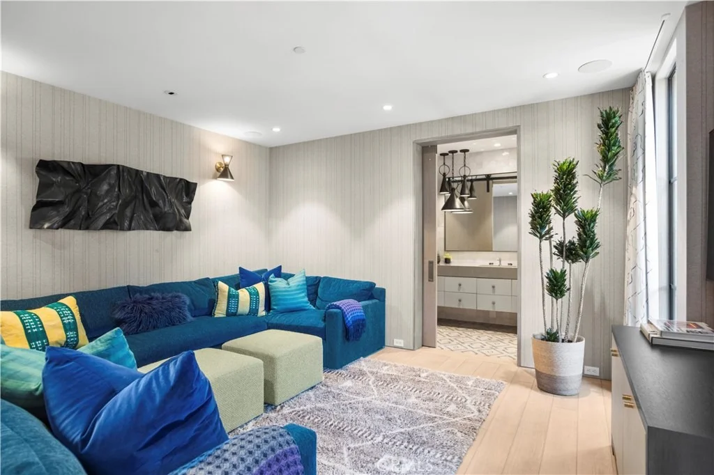 Photo of 2804 Ocean