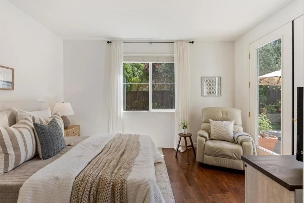 Photo of 4715 Peninsula Point Drive