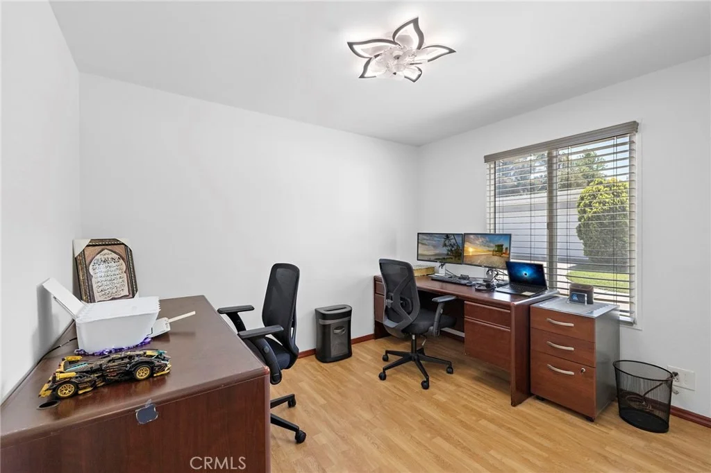 Photo of 23512 Lipari