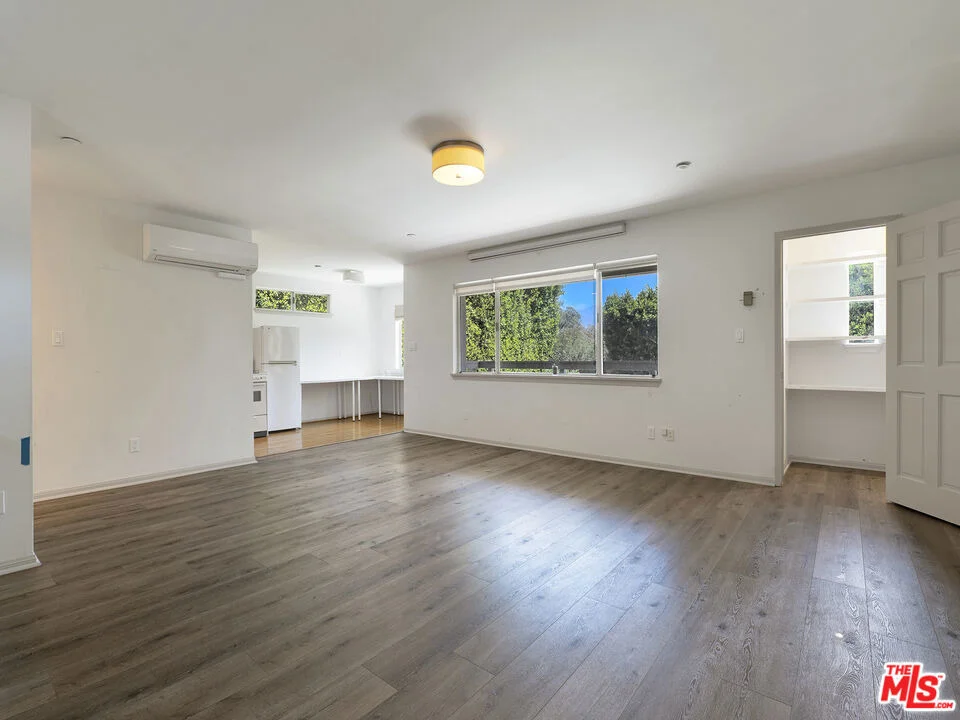 Photo of 6805 Wildlife Road