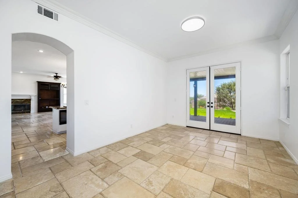 Photo of 13435 Canyon Crest Road