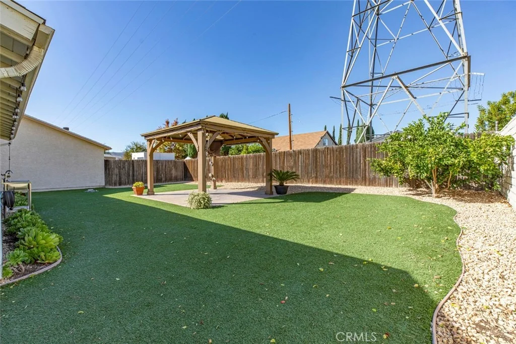Photo of 2141 Hietter Avenue