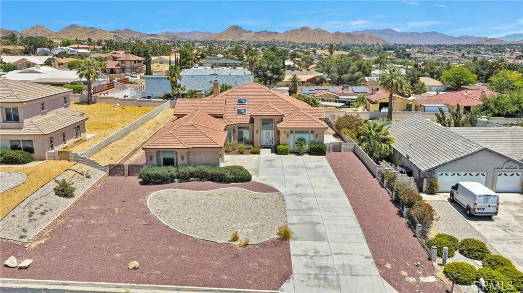 Photo of 16233 Ridge View Drive