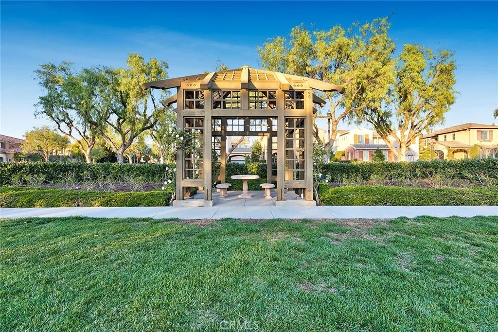Photo of 31 Dinuba