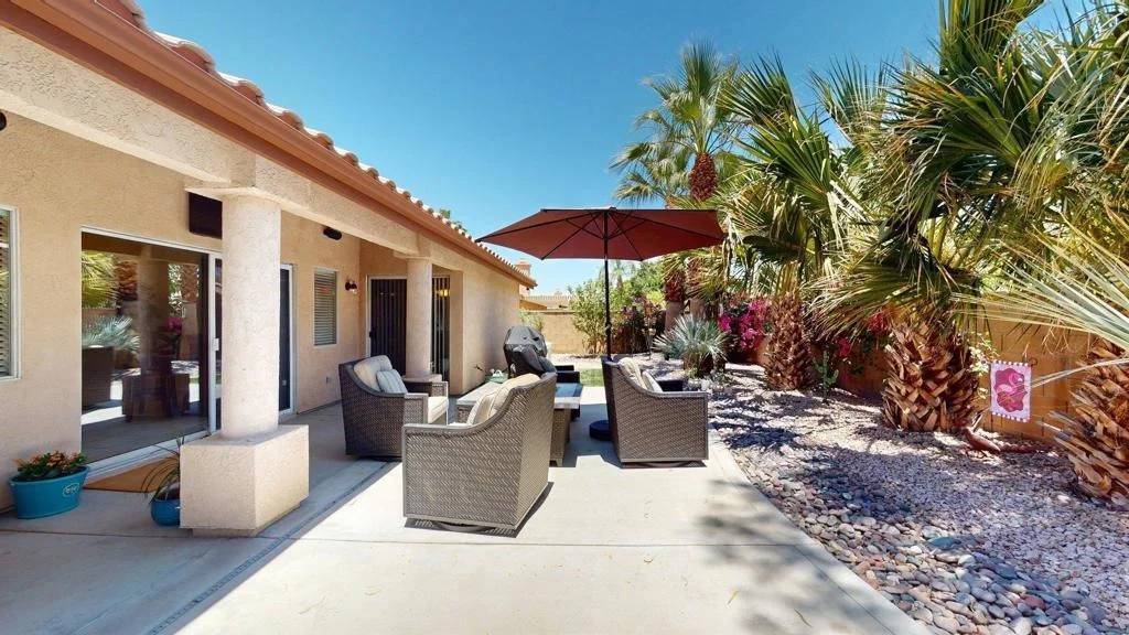 Photo of 43850 Venice Drive