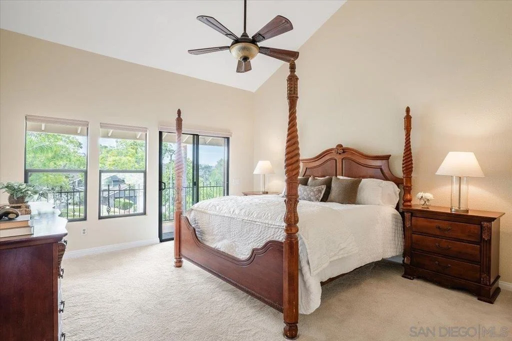 Photo of 770 Alamo