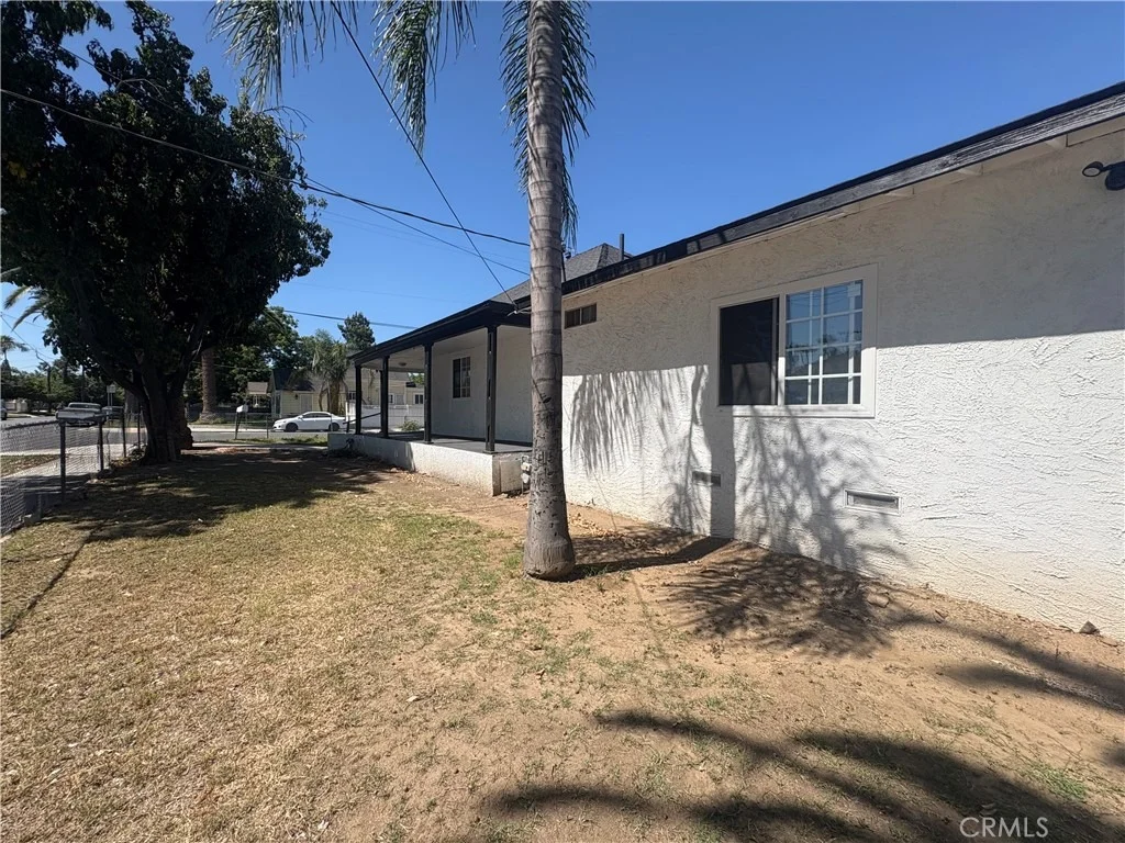Photo of 3395 Franklin Avenue