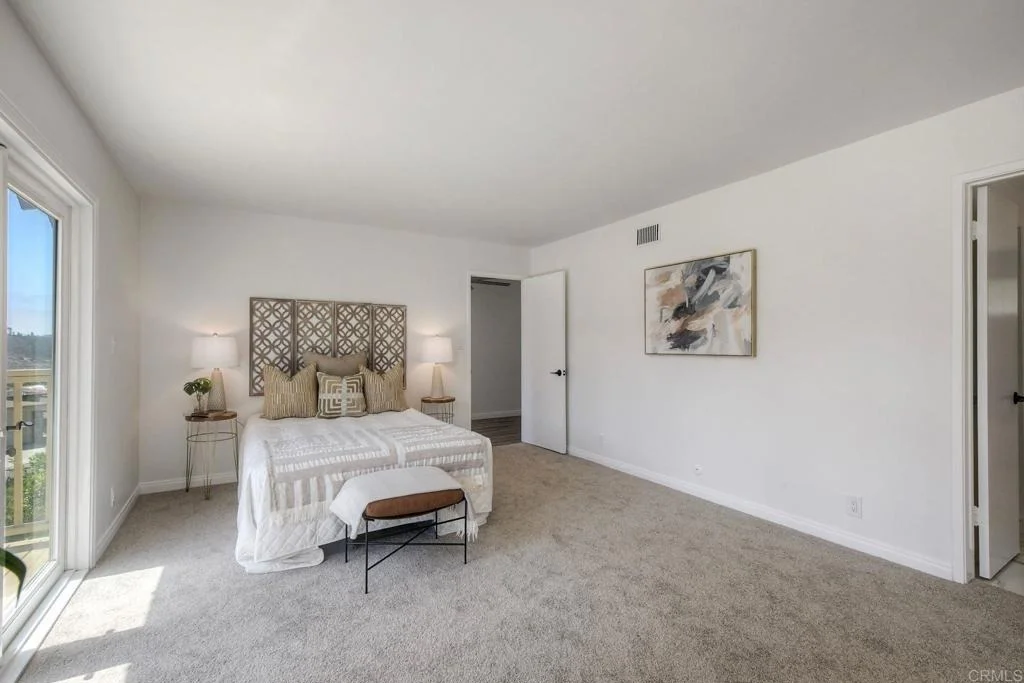 Photo of Unit B at 3614 Harvard Drive