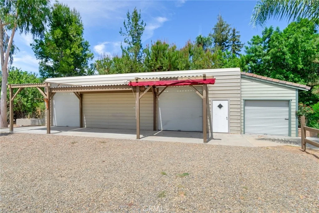 Photo of 2886 Mcallister