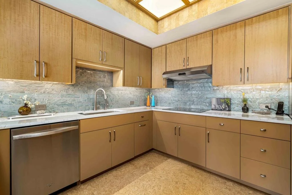 Photo of Unit 607 at 899 Island Drive