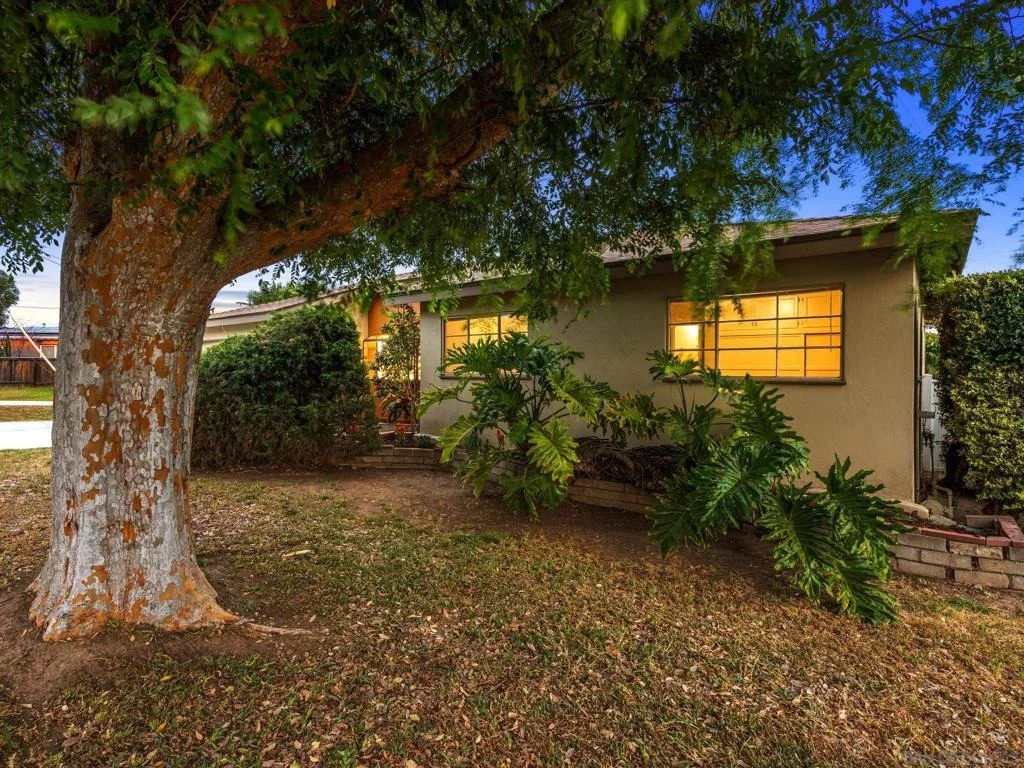 Photo of 2529 Littleton Road