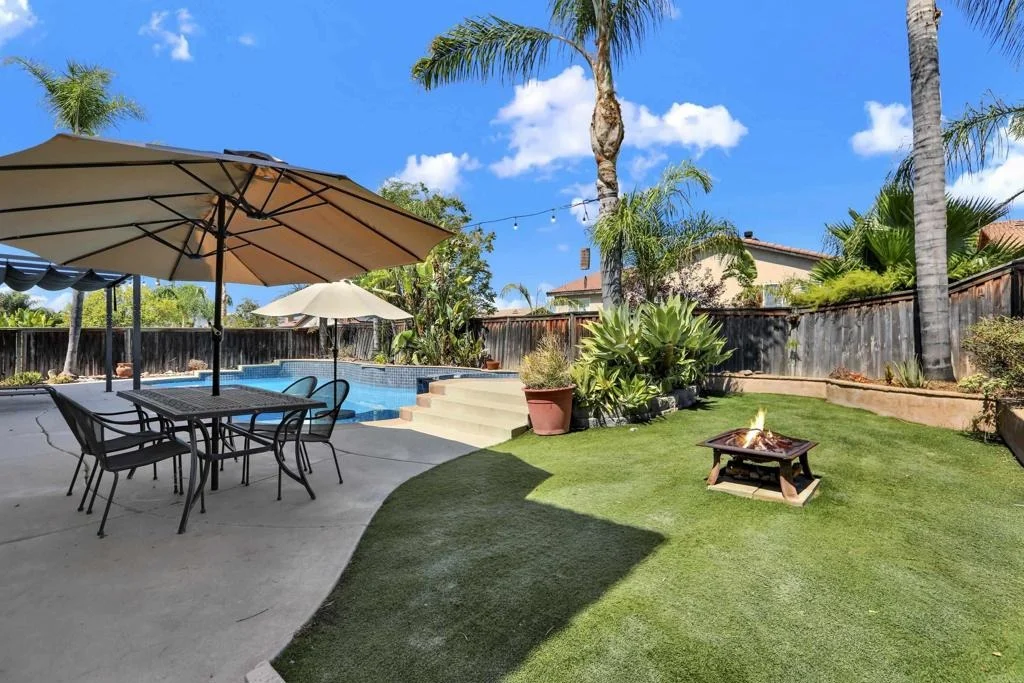 Photo of 40865 Robards Way