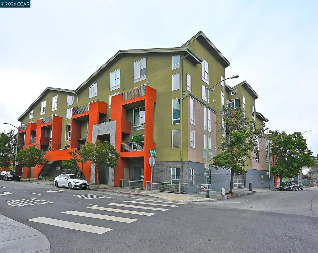 Photo of Unit 15 at 675 8Th Street