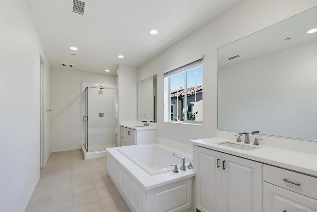 Photo of 732 Merit Dr