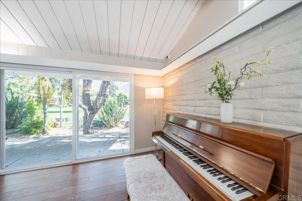 Photo of 1841 Tecalote Drive