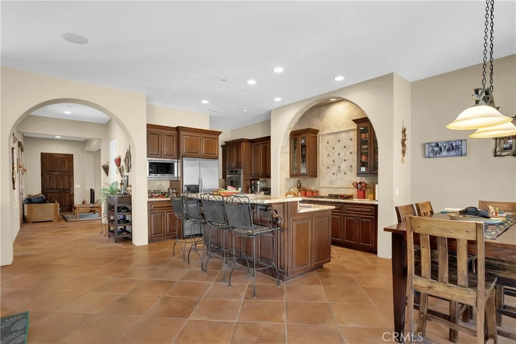 Photo of 925 Valley