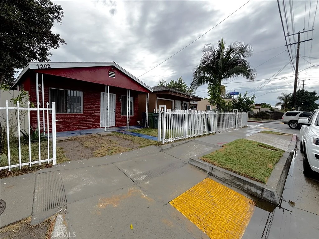 Photo of 2202 E Stockwell