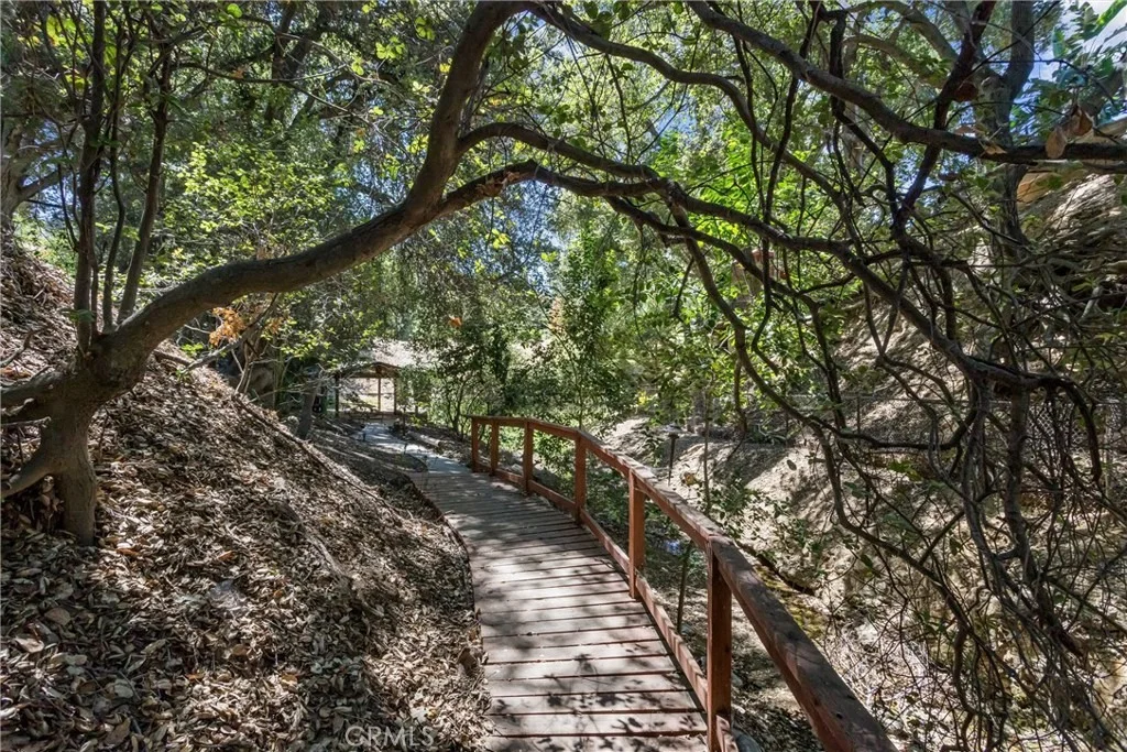 Photo of 13515 Oak Mountain