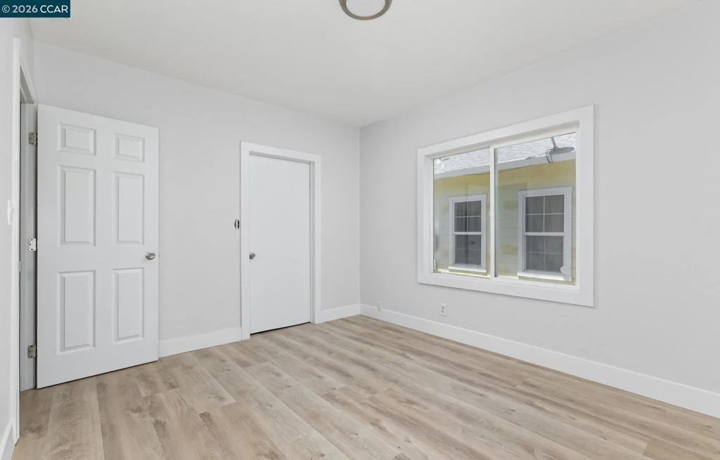 Photo of 226 W 9Th St